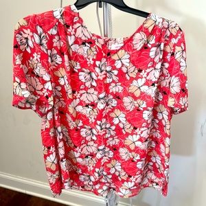 Liz Claiborne Women’s floral blouse size 1x